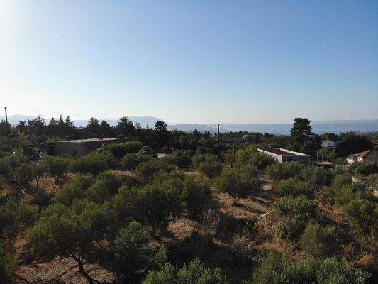 Kreta, Xirosterni: Grundstück in ruhiger Lage mit Berg- und Meerblick zu verkaufen