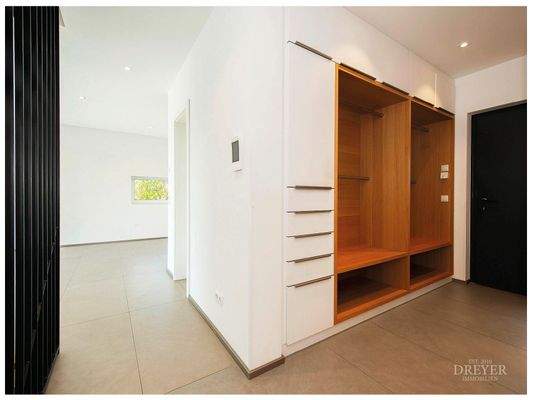 13. EINGANGSBEREICH.jpg