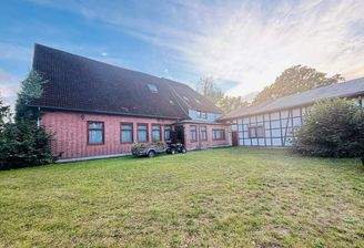 Blick auf das Gewerbe-Wohn-Objekt