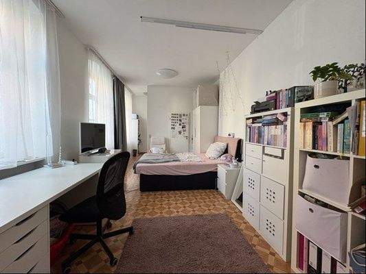 EG: W 1, Wohnbereich mit Arbeitsecke