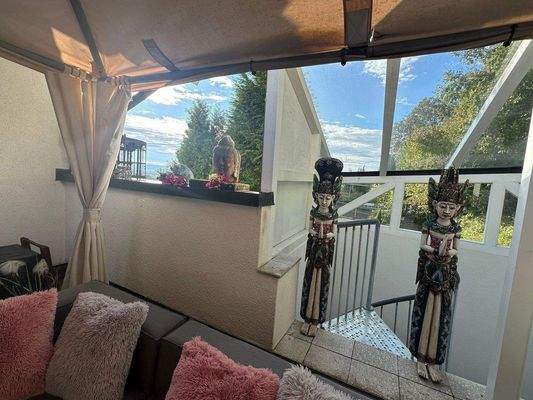 Treppe zur Schwimmbad