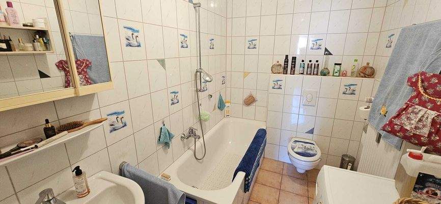 Wohung UG links - Bad