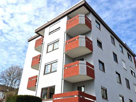 Seitenansicht mit Balkone.jpg