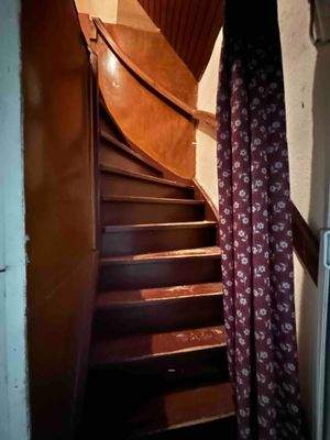 Treppe in das Dachgeschoss