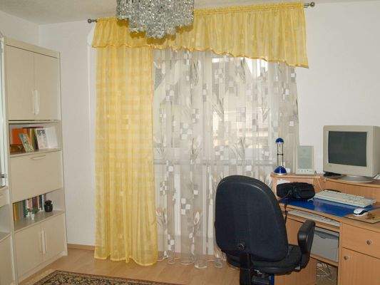 Büro / Kinderzimmer