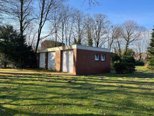 Garagen und Abstellraum