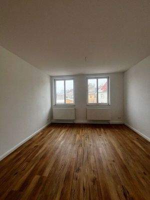 Schlaf-/Kinderzimmer oder Büro