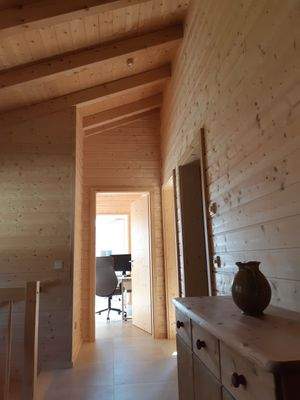 Galerie und Gang im OG