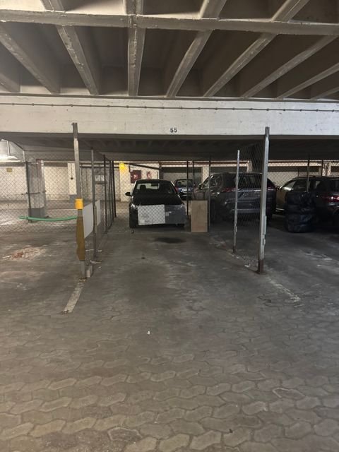 Nürnberg Garage, Nürnberg Stellplatz