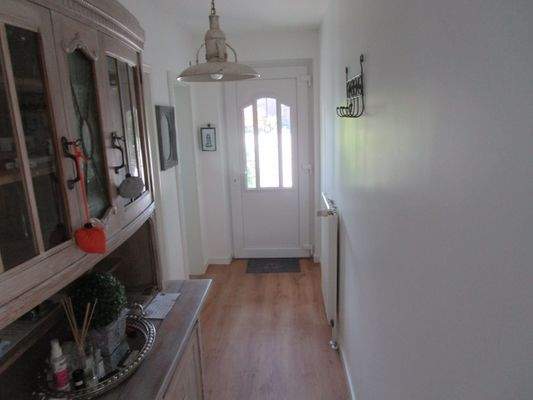 144. Wohnflur des Hauses..JPG