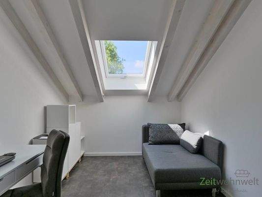 Blick ins kleine Arbeitszimmer