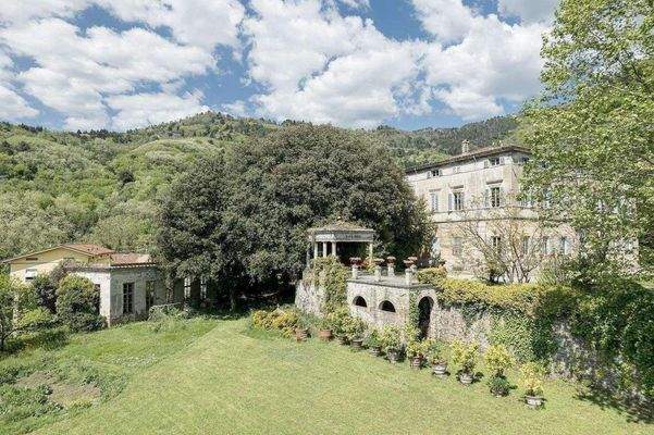 05_Herrschaftliche VillaToskana.jpg