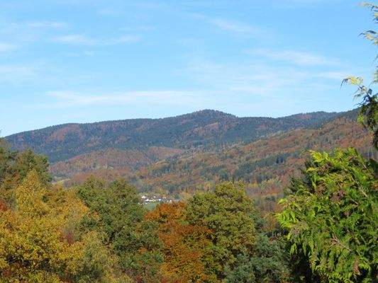 Blick von der Dachterrasse in die Berge 