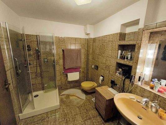 Das innenliegende Badezimmer