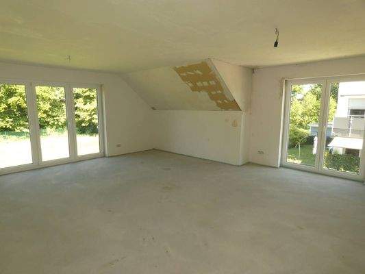 Wohnzimmer Hauptwohnung OG