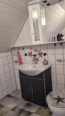 Bad im Dachgeschoss.jpg