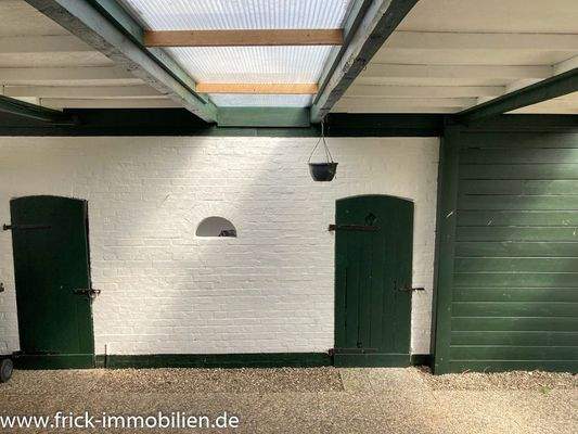 31-Türen Nebengebäude.JPG