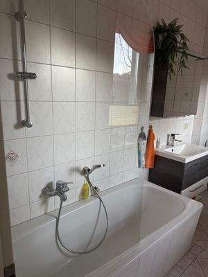 Oelsnitzer Str. 43 EG WE7 Bad.jpg