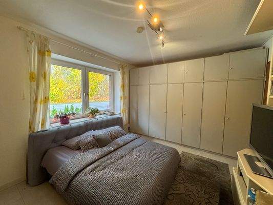 Schlafzimmer_Beispielhafte Möblierung.jpg