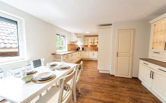 WG Zimmermöbliert mieten Weilimschönbuch Böblingen Tübingen  Küche 6.jpeg