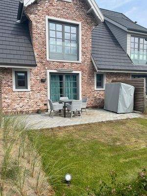 aefd0db6-4039-4a2e-a0ea-0d8c946127e0