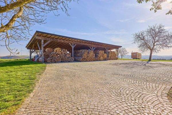 27 Unterstand für Fahrzeuge oder Material.jpg