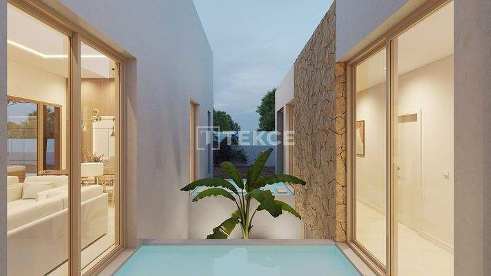Luxury Villas Close to La Finca Golf Resort in Algorfa