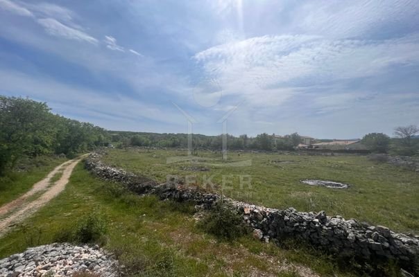 Baugrundstück in Malinska auf der Insel Krk