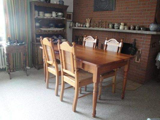 Wohnzimmer - vorh. v. d. Kamin