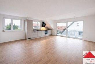 Wohn,- Esszimmer mit Küche