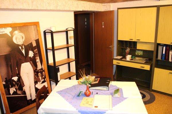 Zimmer 1 untere Ebene-2.JPG