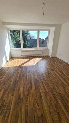 20260327_140309_copy_748x1330