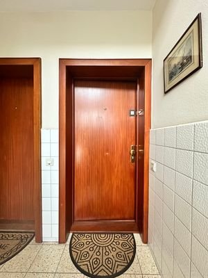 Wohnungstür