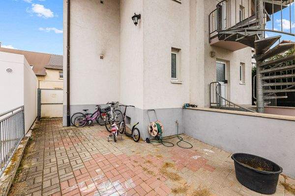 Ansicht Hof und Haus