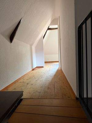 Flur 1. OG