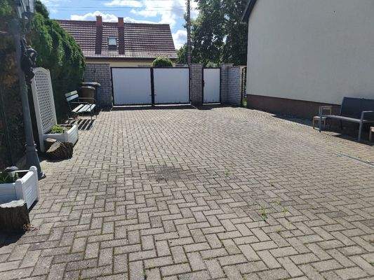 Außen 03 Ringfurth.jpg