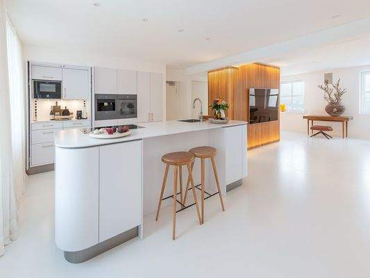 hochwertige Einbauküche