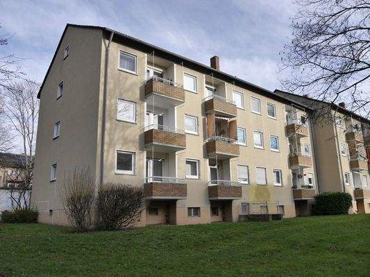 8 Gebäude Gartenseite