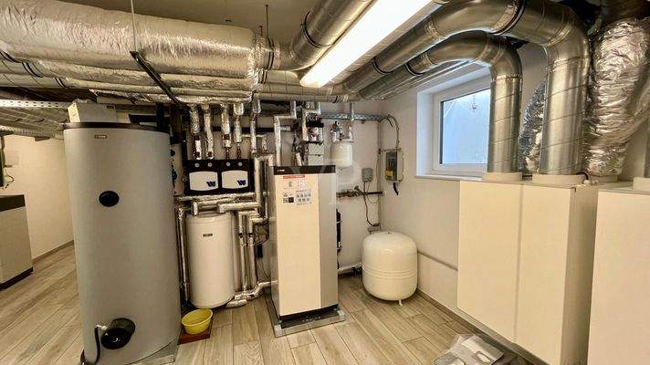 Heizungs-/Belüftungsanlage