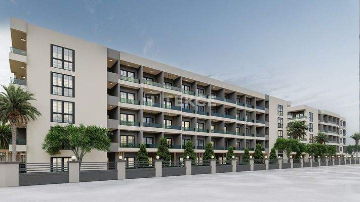 Properties in Complex with Pool Near the Sea in Tömük Mersin