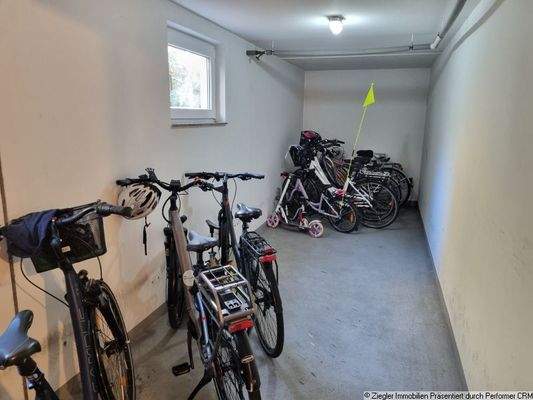 12 Fahrradkeller