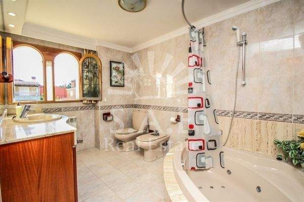 Badezimmer en Suite