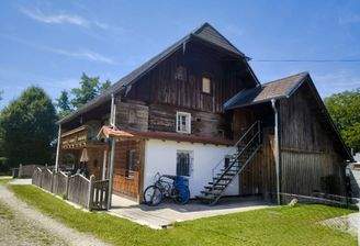 Seitenansicht Haus.jpg