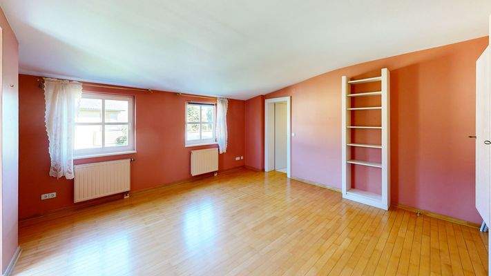 Schlafzimmer 1. OG mit Ensuite  Bad