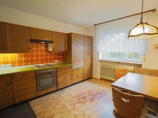 Küche mit Essbereich