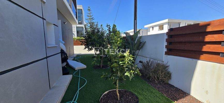 Detached Villa in a Complex Close to Beach and City Center in Girne