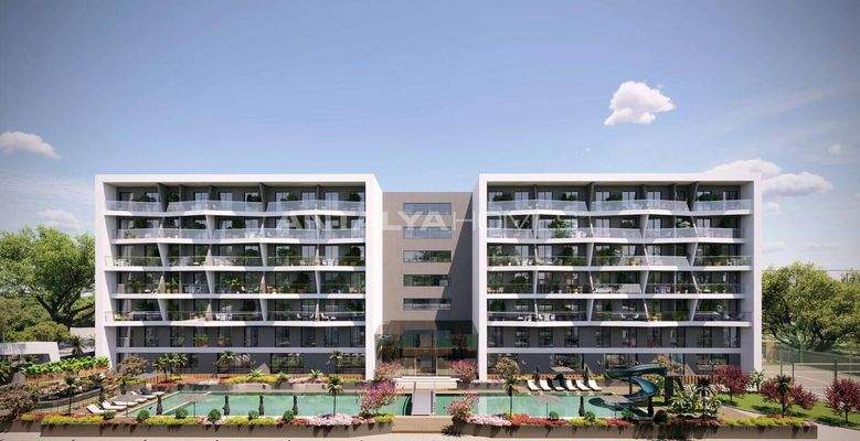 Apartments in Complex Close to Airport in Antalya Kepez
