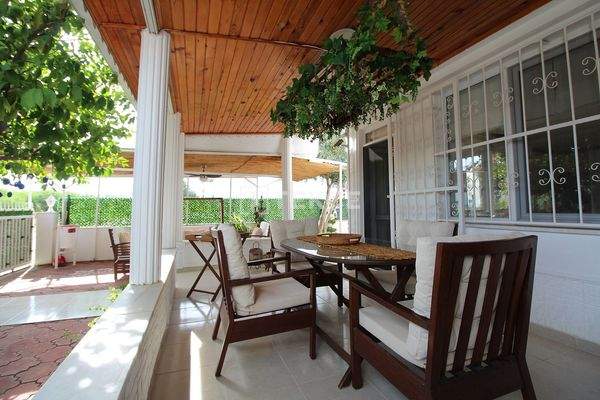 Furnished House Near Golf Course in Antalya Kadriye