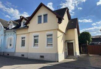 Straßenansicht