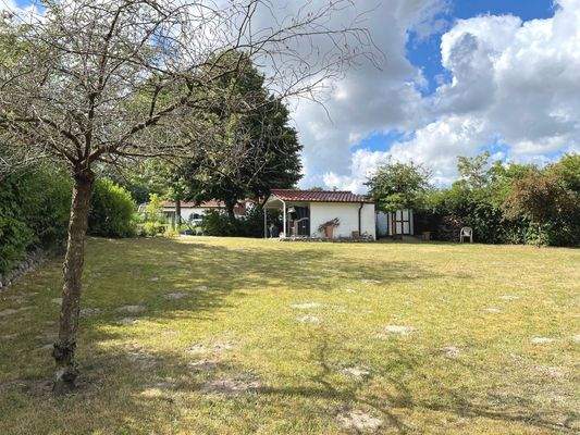 Blick in den Garten, Bauplatz